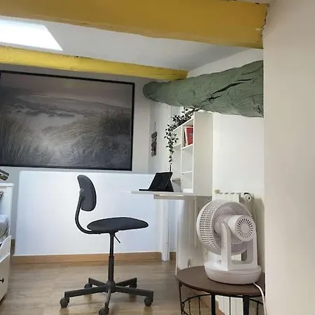 Le Pandora, Proche Tour Magne, Parking Et Terrasse Apartman Nîmes