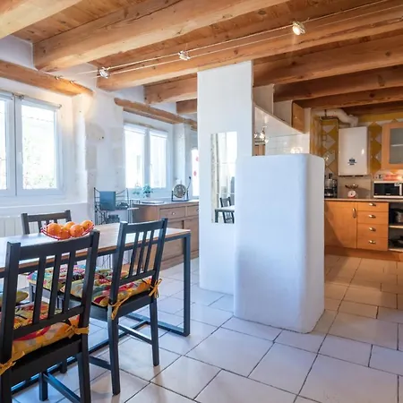 Le Pandora, Proche Tour Magne, Parking Et Terrasse Ним