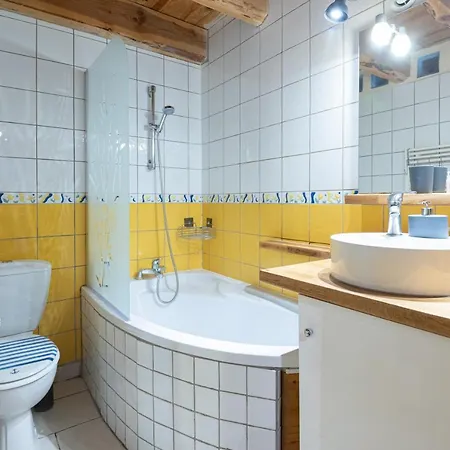 Le Pandora, Proche Tour Magne, Parking Et Terrasse Apartment *