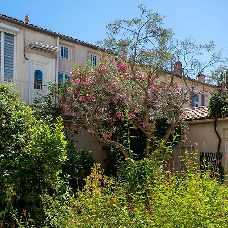 Apartment Le Pandora, Proche Tour Magne, Parking Et Terrasse *