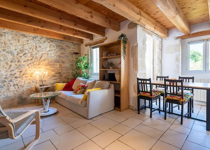 Le Pandora, Proche Tour Magne, Parking Et Terrasse Νιμ